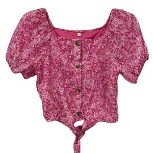 Liberty & Valor Floral Button And Tie Short Sleeve Blouse